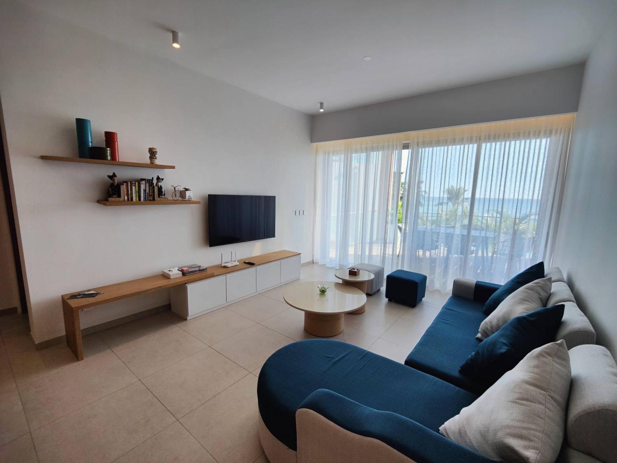 Ocean Point Beach Front Apartment Pointe aux Piments Exterior foto